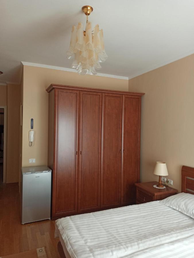 Home Sweet Rental Tiranë Ngoại thất bức ảnh