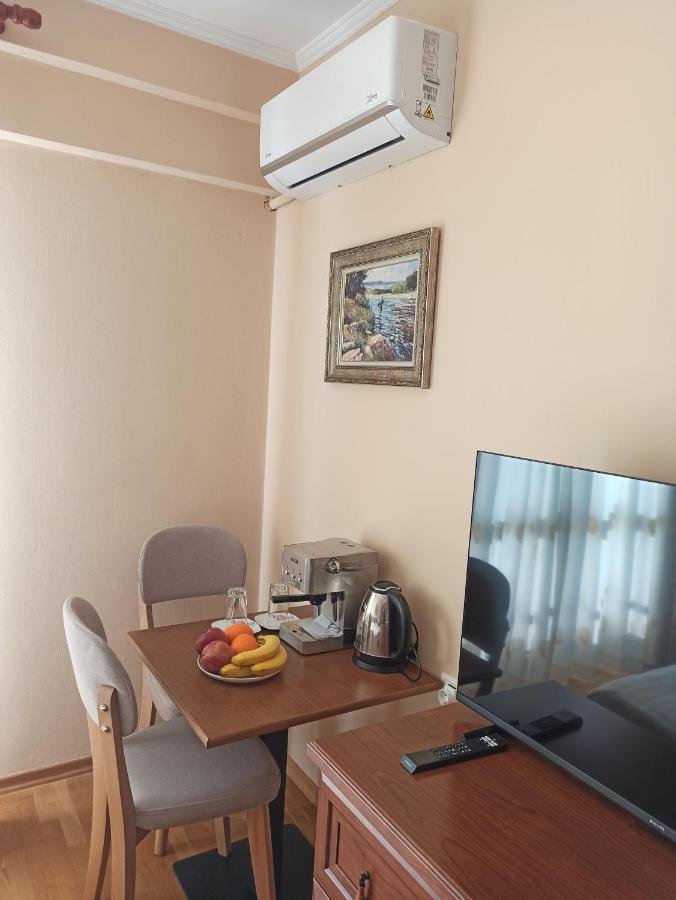 Home Sweet Rental Tiranë Ngoại thất bức ảnh