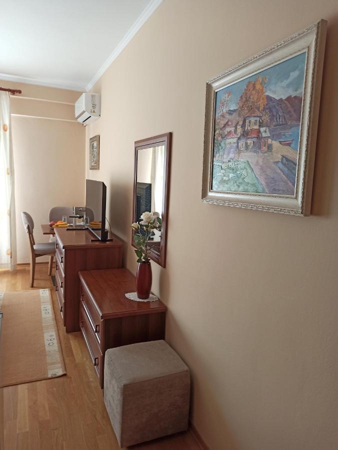 Home Sweet Rental Tiranë Ngoại thất bức ảnh